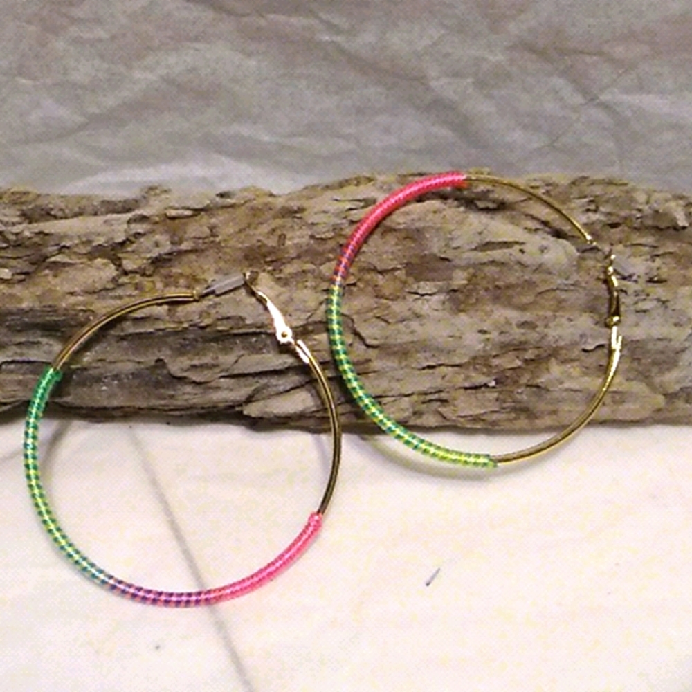 Nwt Large Hoop Earrings - Picture 1 of 6
